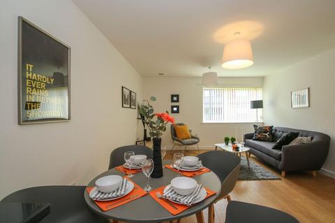 2 bedroom apartment to rent - Madison Court, Broadway, Salford