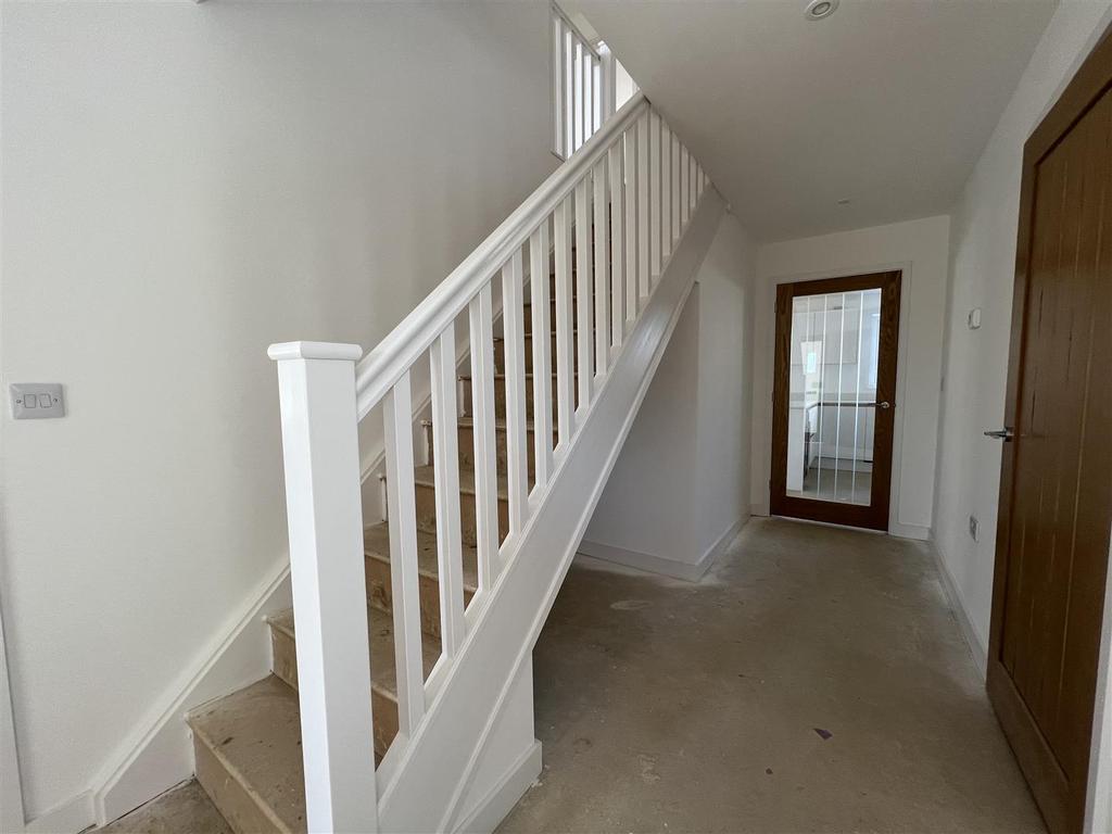 Inner Hallway: