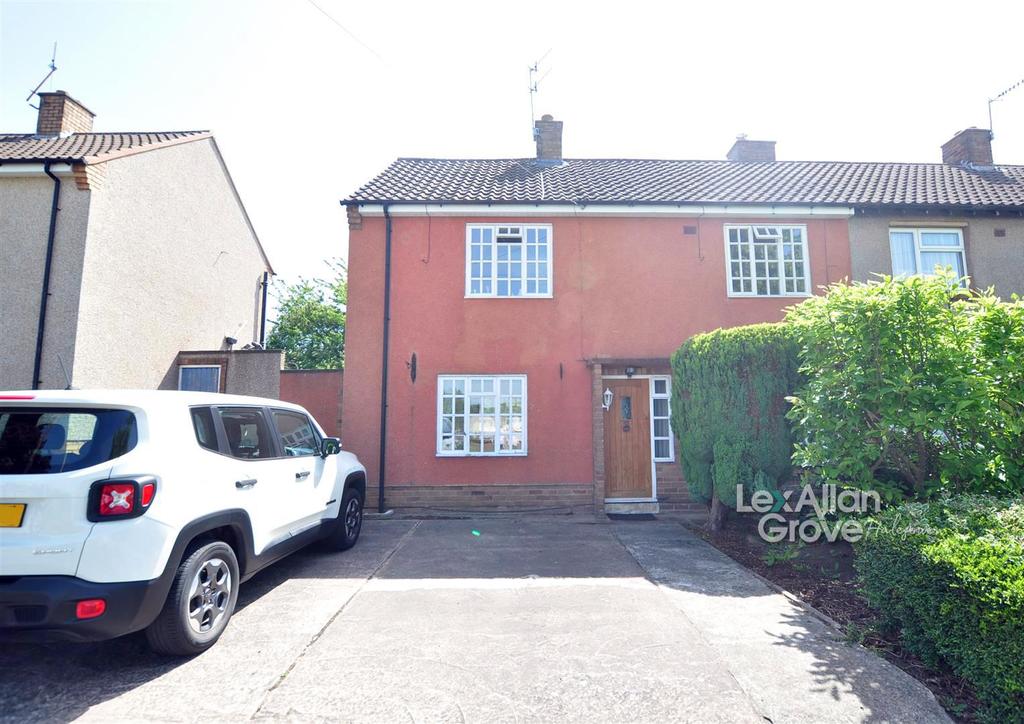 Spring Meadow Road, Dudley 3 bed semidetached house £195,000