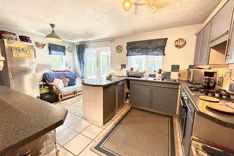 7 Bishops Walk, Cradley Heath, B64 7RH