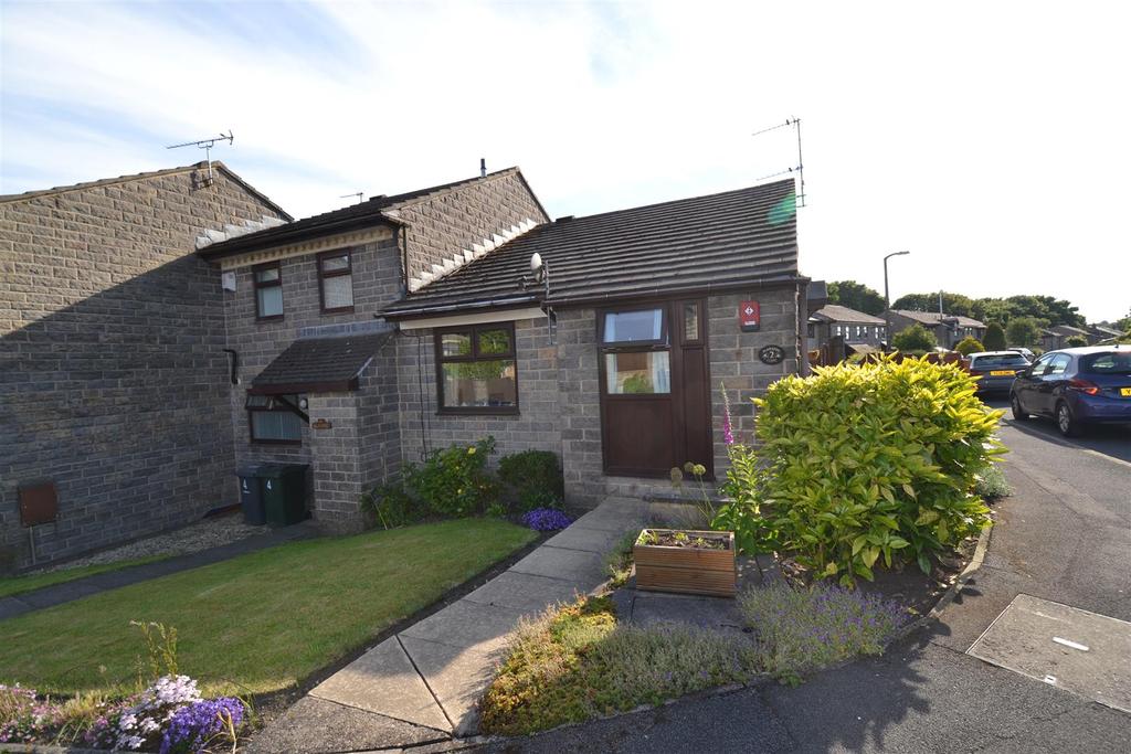 Marston Close, Queensbury, Bradford 2 bed semidetached bungalow for