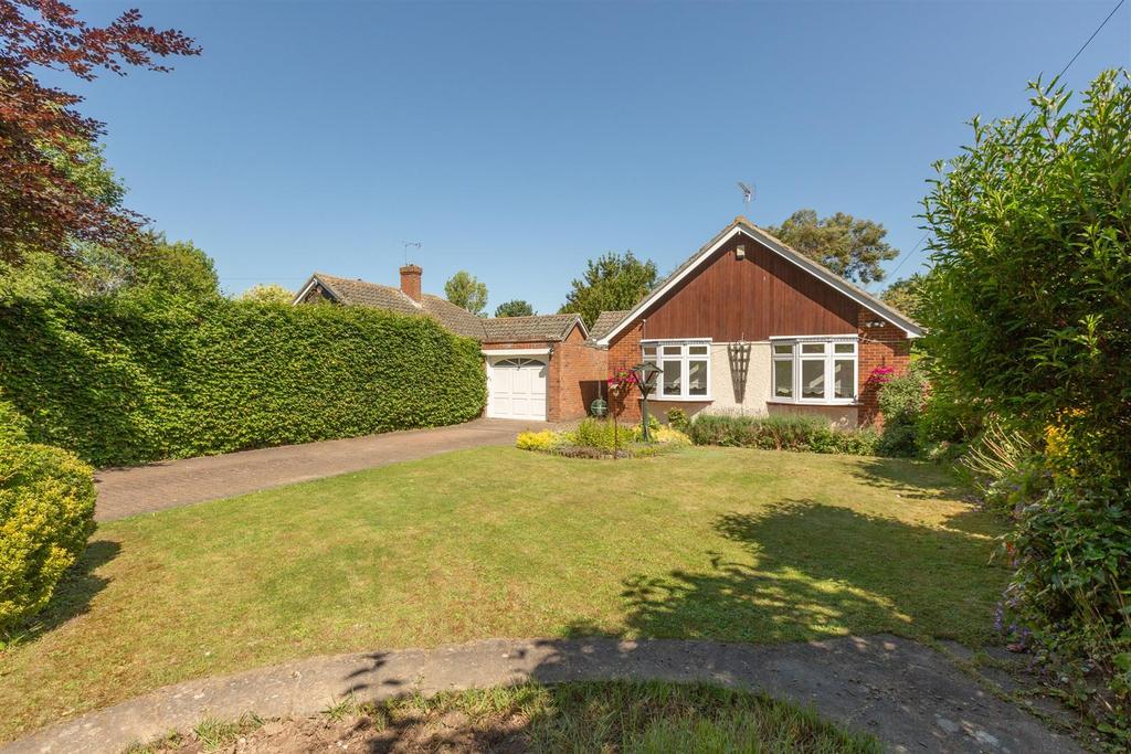 Alpha Road, Birchington 2 bed detached bungalow £495,000