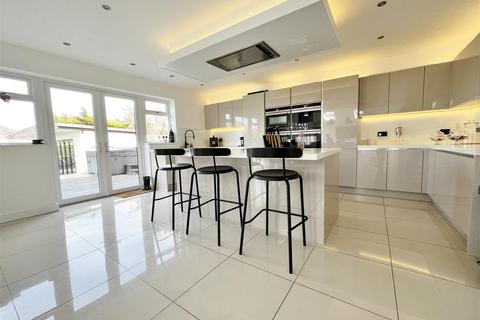 6 bedroom detached house for sale - Clifton Drive, Lytham