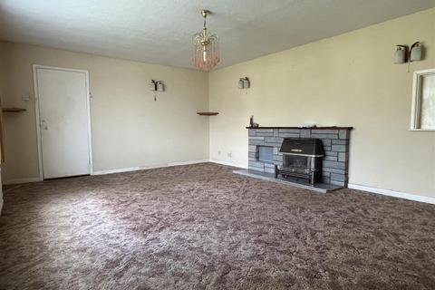 3 Maclins Close, South Molton, EX36 4DL
