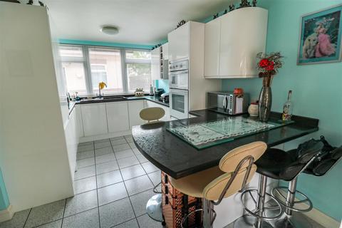 118 Berecroft, Harlow, CM18 7SD