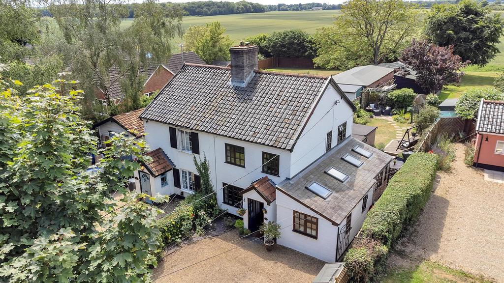 Borley Green, Woolpit 3 bed semidetached house for sale £375,000