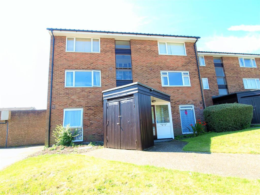 Glendower Crescent, Orpington 1 bed flat £975 pcm (£225 pw)