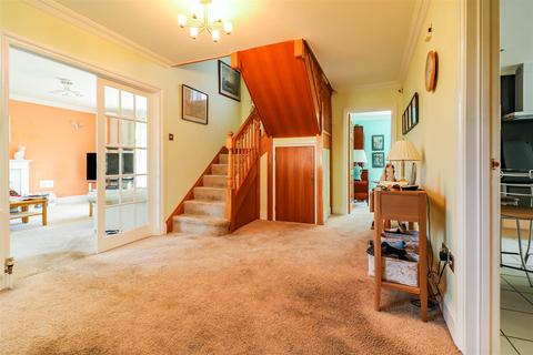 9 Crossways, Barley, Royston, SG8 8AQ
