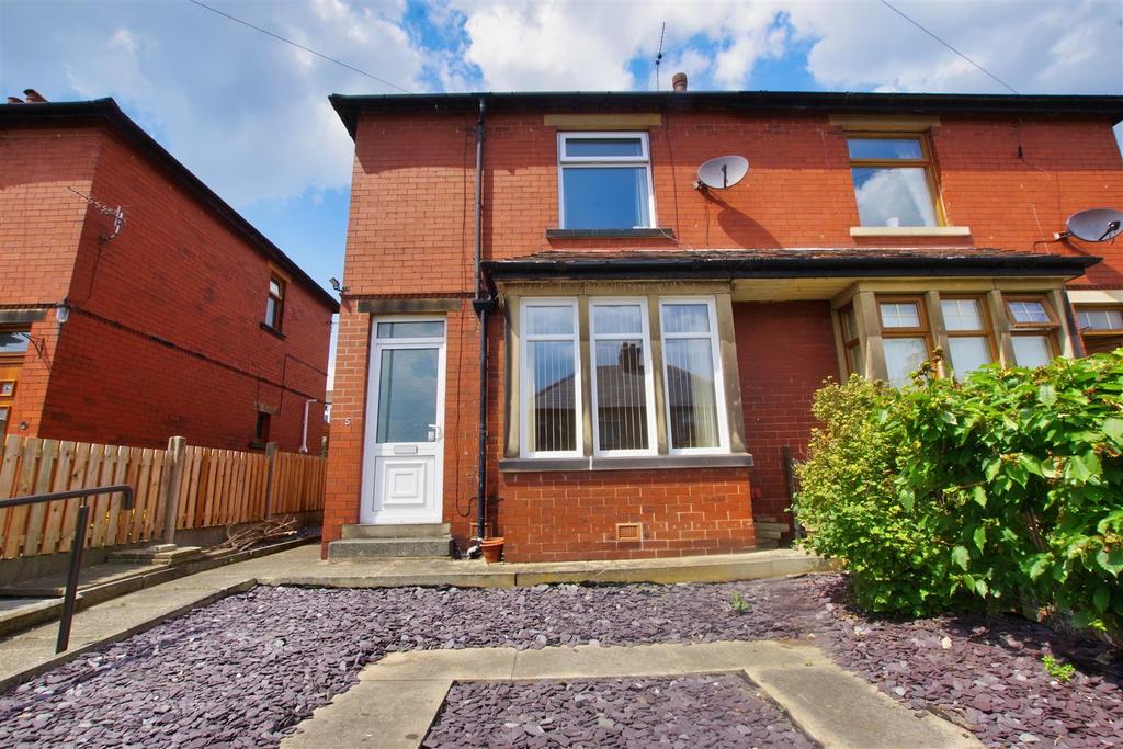 Milner Lane, Greetland, Halifax 2 bed semidetached house £155,000