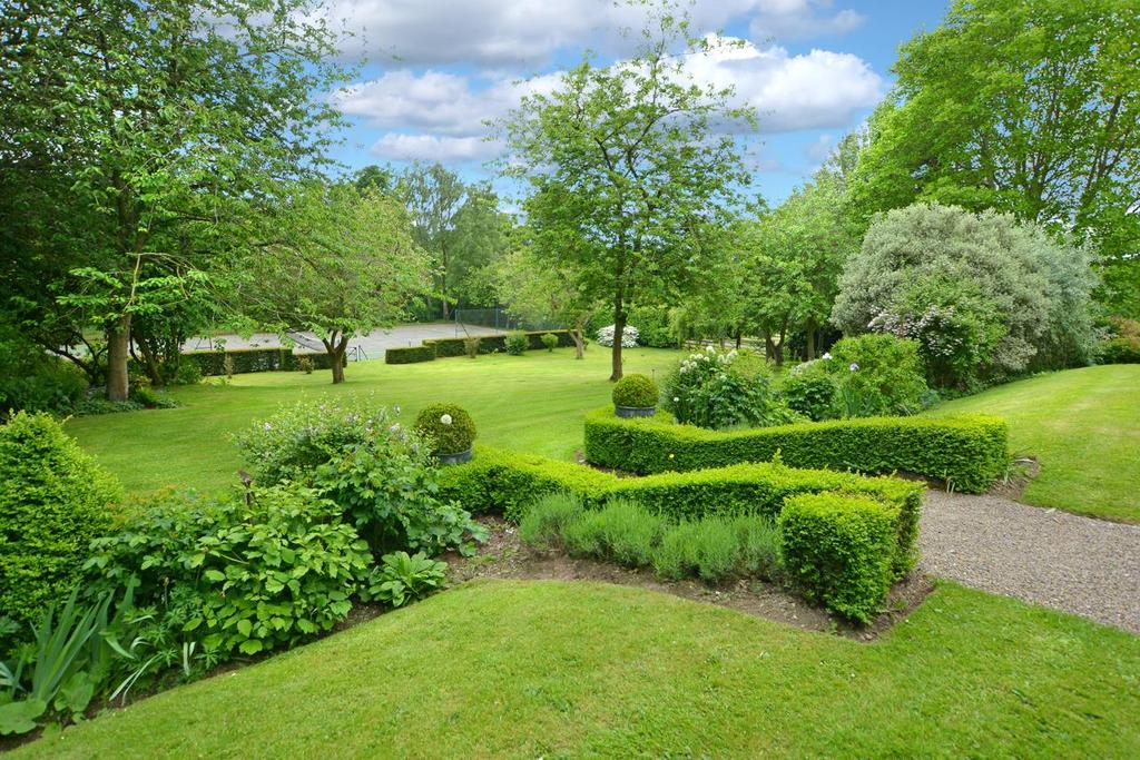 Easthorpe, Malton 6 bed house £1,350,000