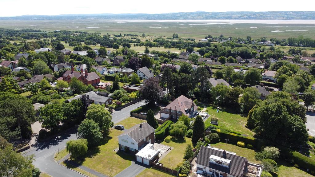 Baskervyle Road, Heswall, Wirral 4 bed detached house £895,000