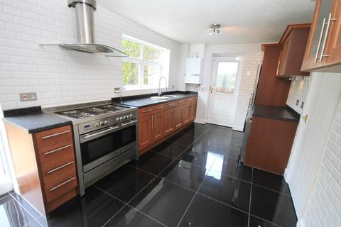 8 Greencroft Close, Idle, Bradford, BD10 8XD