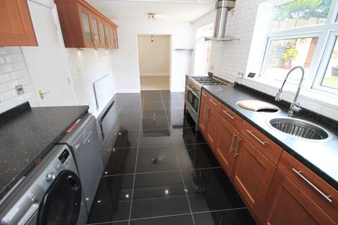 8 Greencroft Close, Idle, Bradford, BD10 8XD