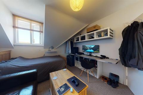 Flat C, 25 Connaught Road, Folkestone, CT20 1DA