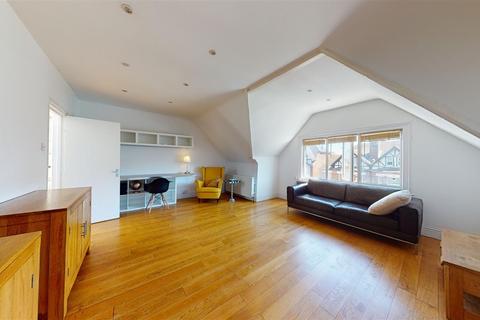 Flat C, 25 Connaught Road, Folkestone, CT20 1DA