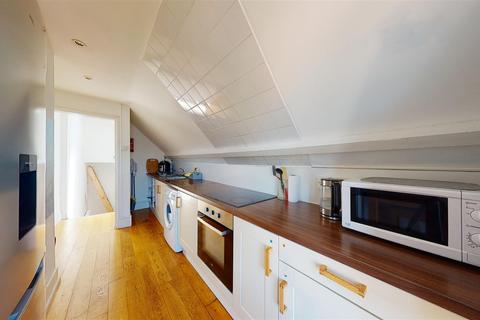 Flat C, 25 Connaught Road, Folkestone, CT20 1DA