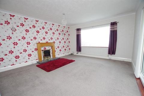 2 bedroom detached bungalow for sale - Highfield Road, Idle
