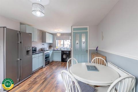 94 Church Lane, Bessacarr, Doncaster, DN4 6QD