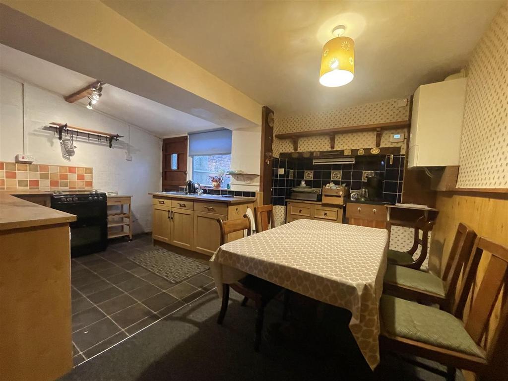 Kitchen area
