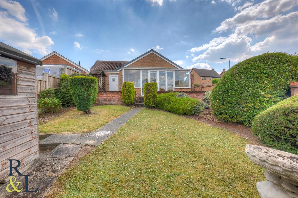 Cranford Gardens, West Bridgford... 2 bed detached bungalow £299,950