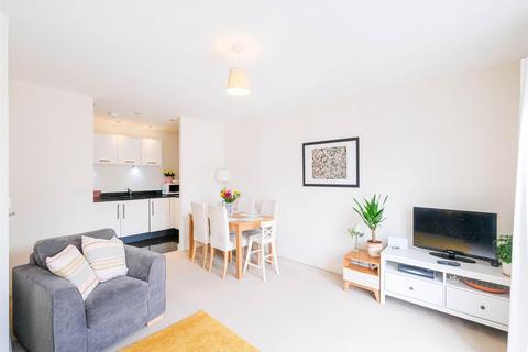 19 Shingly Place, London, E4 6AE