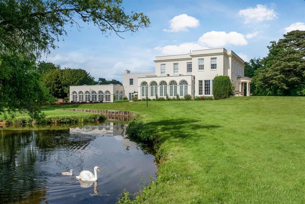 Sherbourne Manor-6.jpg