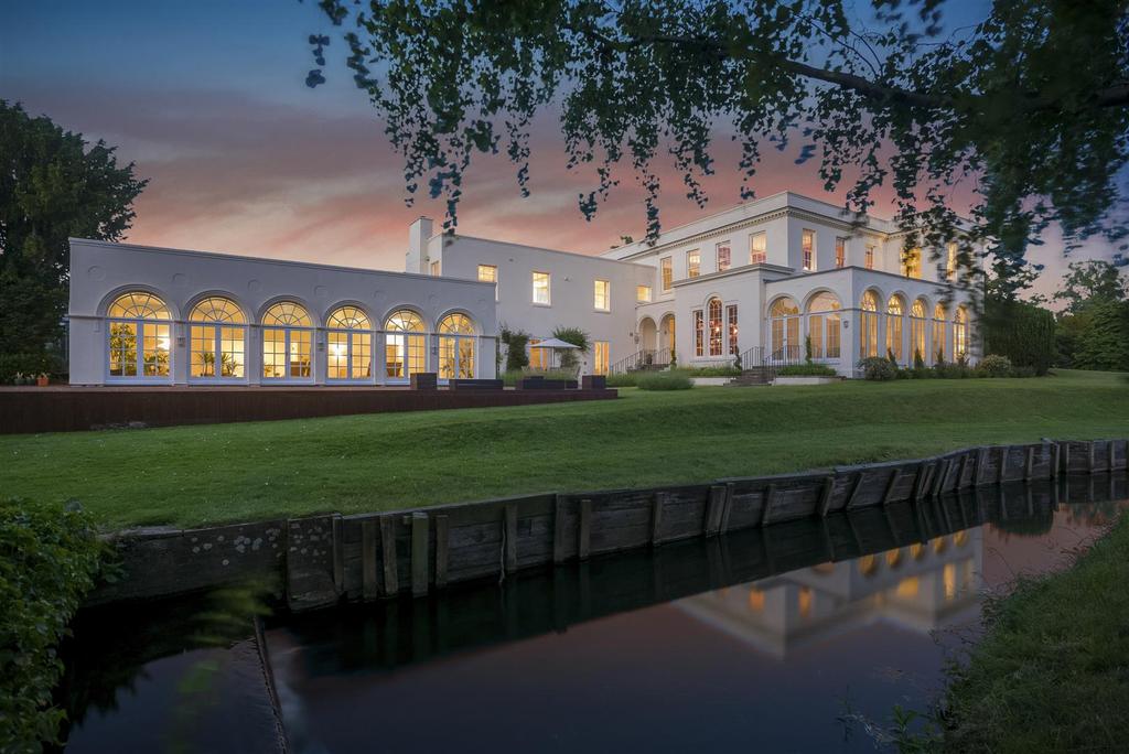 Sherbourne Manor-42.jpg