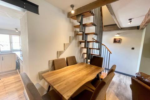 44 Upper Clough, Linthwaite, Huddersfield, HD7 5PF