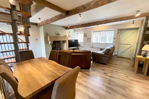 44 Upper Clough, Linthwaite, Huddersfield, HD7 5PF