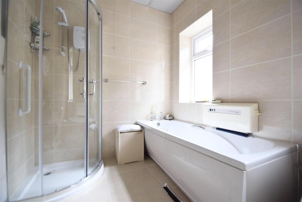 B4790 E99-CDC7-4 C60-9 F41-E320 A6 E722 F7.jpeg