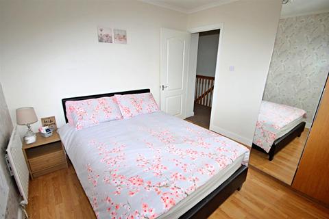 5 Dovestone, Wilnecote, Tamworth, B77 4PB