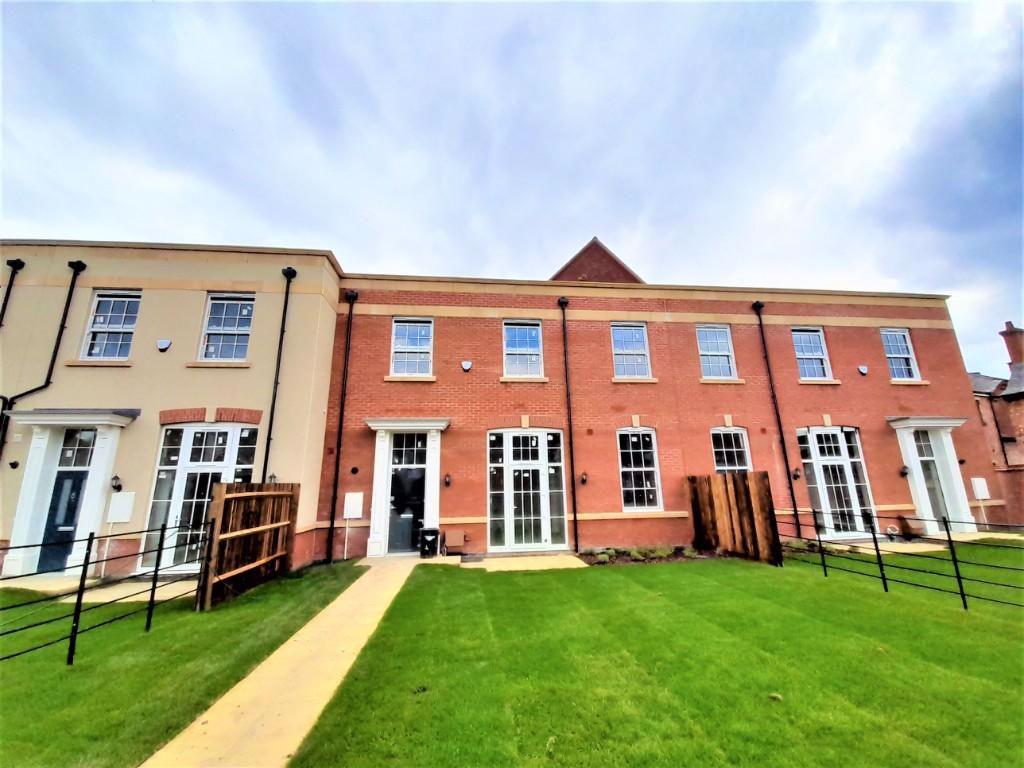 Gainsford Road, Hine Park... 3 bed house £335,000