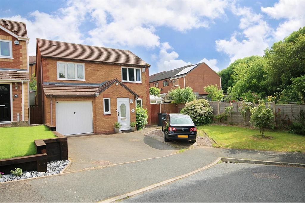 Foxwood Road, Birchmoor, Tamworth, Warwickshire 4 bed detached house £340,000