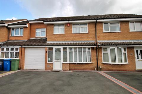 28 Swallowfield, Tamworth, B79 7SG