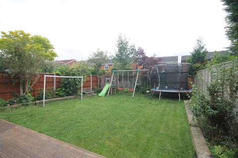 8 Devonshire Drive, Tamworth, B78 3XZ