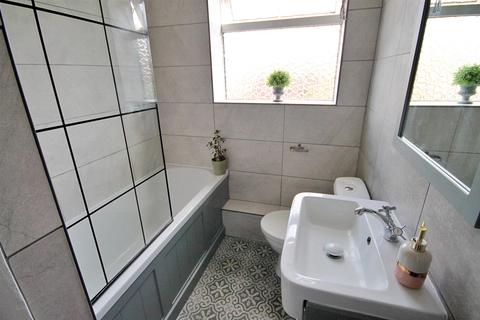 1 Brookside Way, Wilnecote, Tamworth, B77 5LH