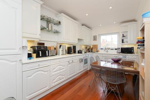 Flat I, Manor House Ramsgate Road, Sarre, Birchington, CT7 0LE