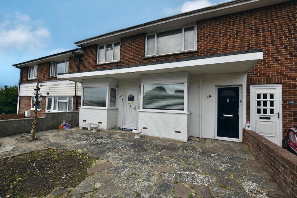 Bannings Vale, Saltdean BN2 2 bed flat for sale £285,000
