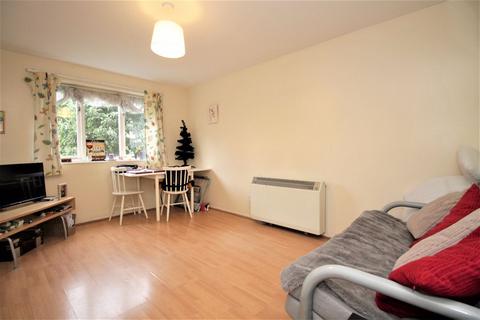 1 bedroom flat to rent, Telegraph Place