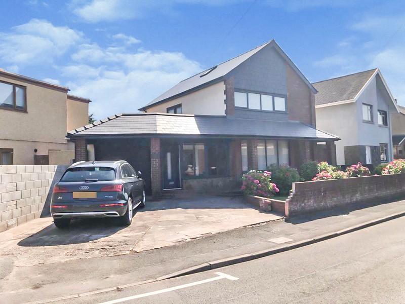 Sitwell Way, Port Talbot, Neath Port Talbot. SA12 6BL 3 bed detached