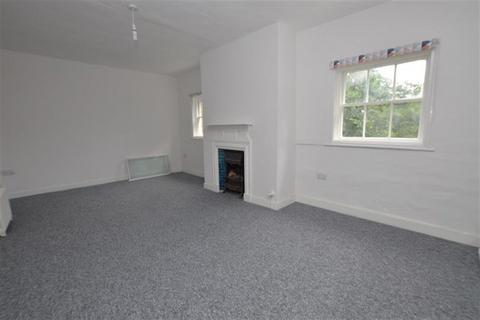 3 bedroom semi-detached house to rent, Vicarage Lane, Chigwell, IG7