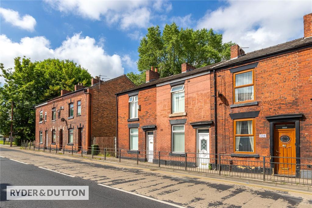 Oldham Road, AshtonunderLyne... 2 bed terraced house for sale £160,000
