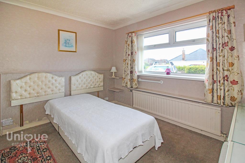 Kilgrimol Gardens, Lytham St. Annes, FY8 2 bed bungalow for sale £230,000