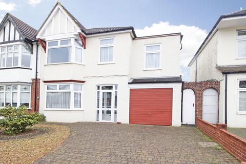 58 Crantock Road, London, SE6 2QP