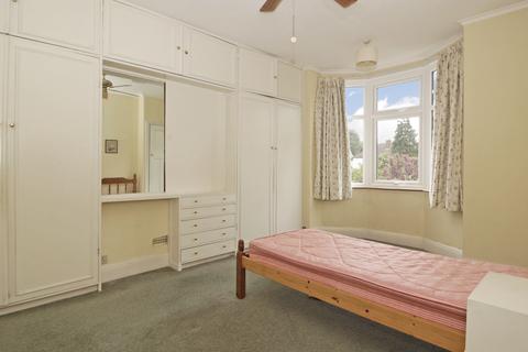 58 Crantock Road, London, SE6 2QP