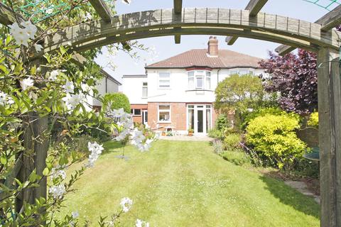 58 Crantock Road, London, SE6 2QP