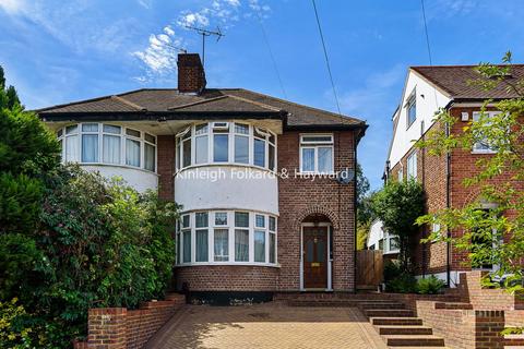3 bedroom semi-detached house for sale - Lincoln Avenue, Southgate