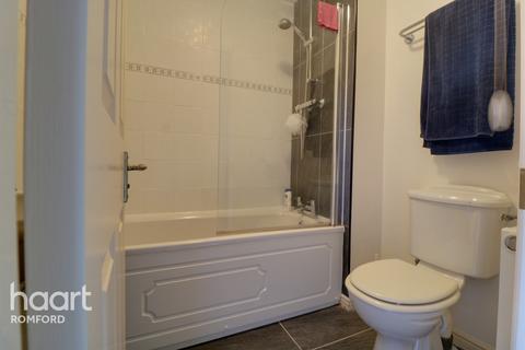 88 Foxglove Road, Rush Green, Romford, RM7 0YQ