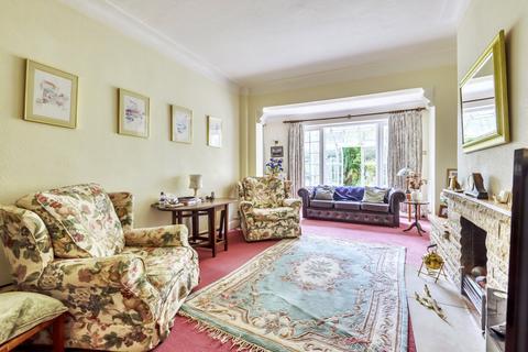 Holmwood Chalk Lane, East Horsley, Leatherhead, KT24 6TH