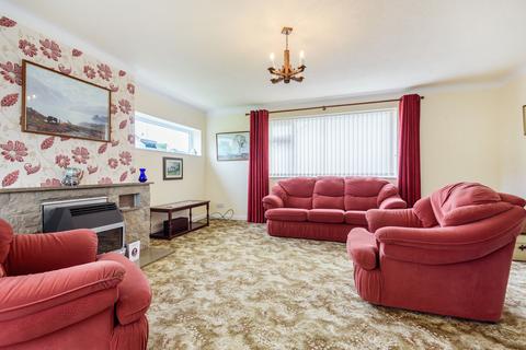 12 Abbey Drive, Natland, Kendal, LA9 7QN